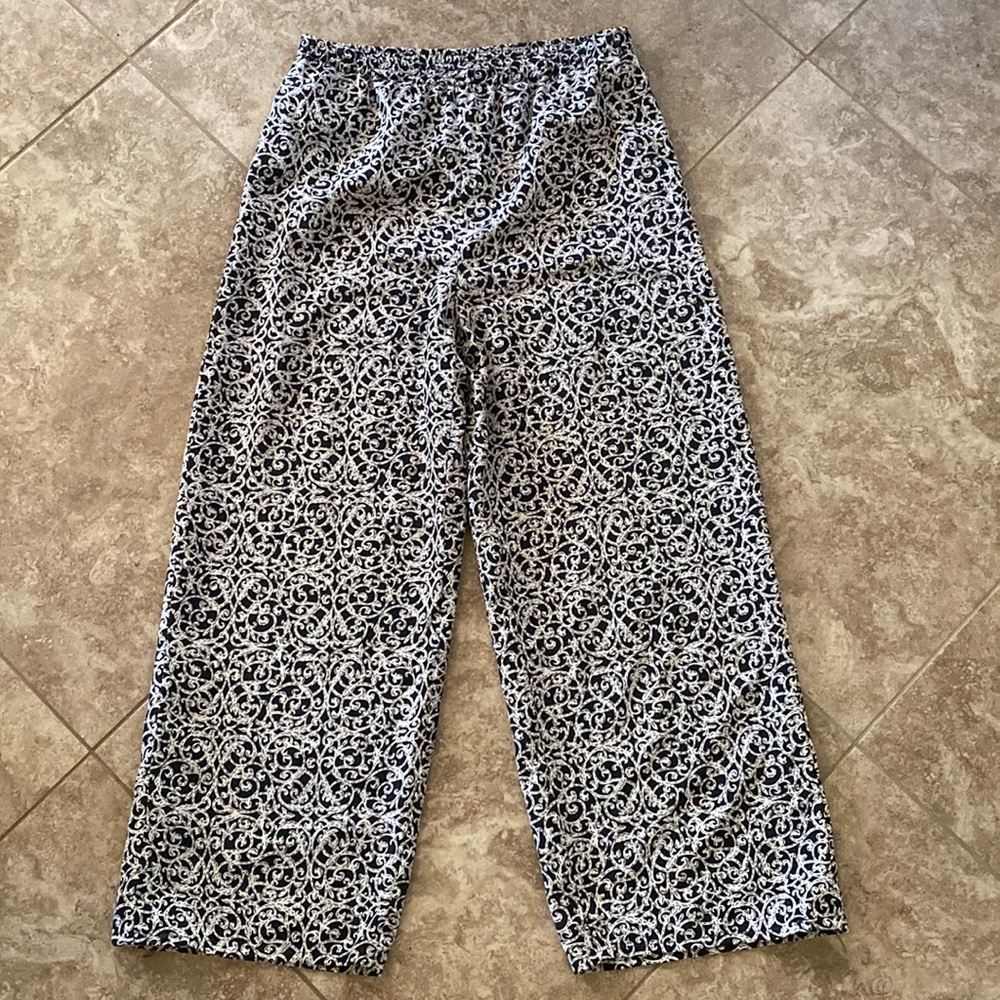 Thrifted comfy pants. Size S-XS
